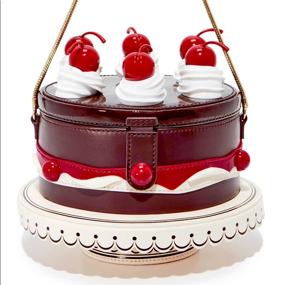 ISO Kate spade cake purse - Picture 1 of 1